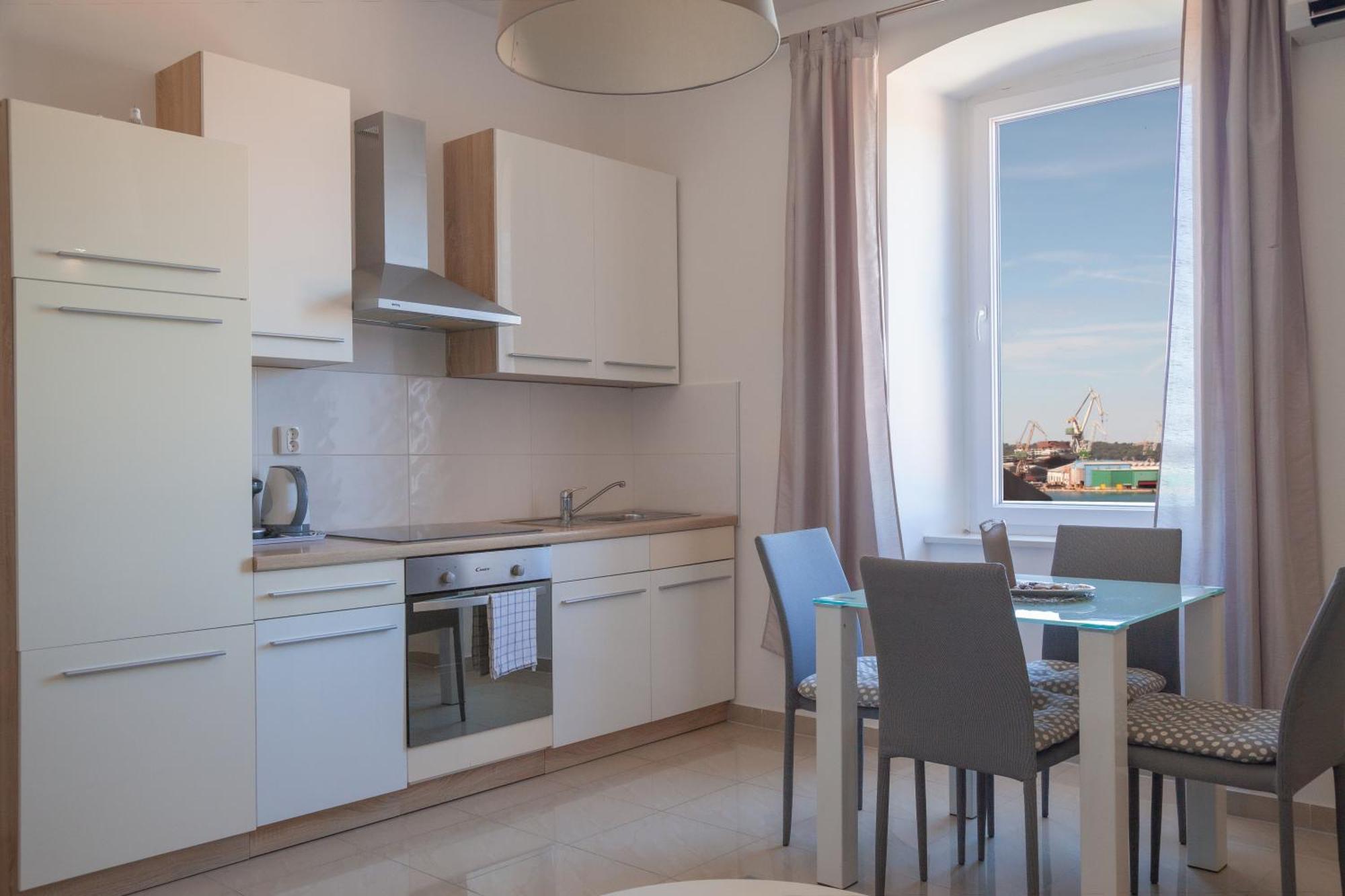 Captain Emo City Apartments PUY 외부 사진