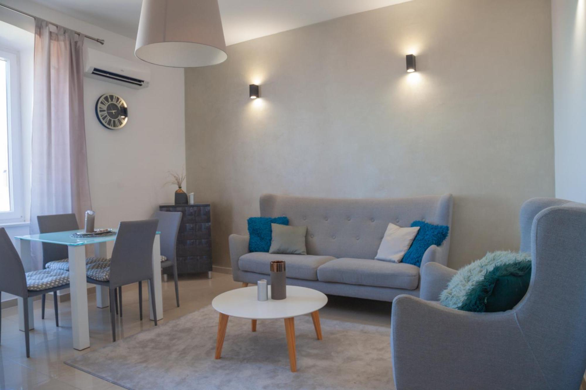 Captain Emo City Apartments PUY 외부 사진