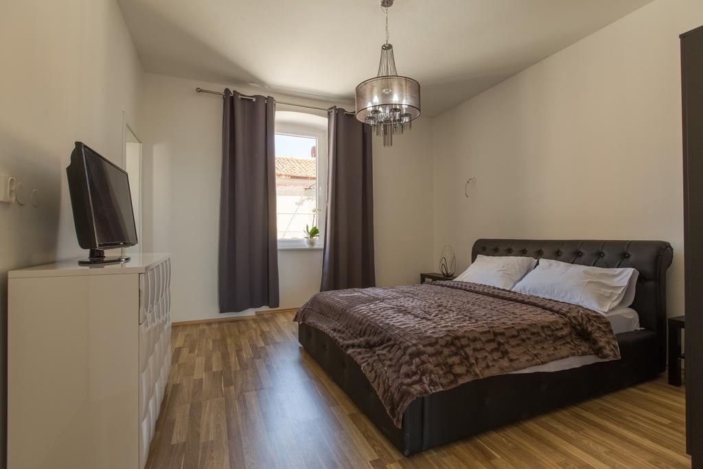 Captain Emo City Apartments PUY 외부 사진