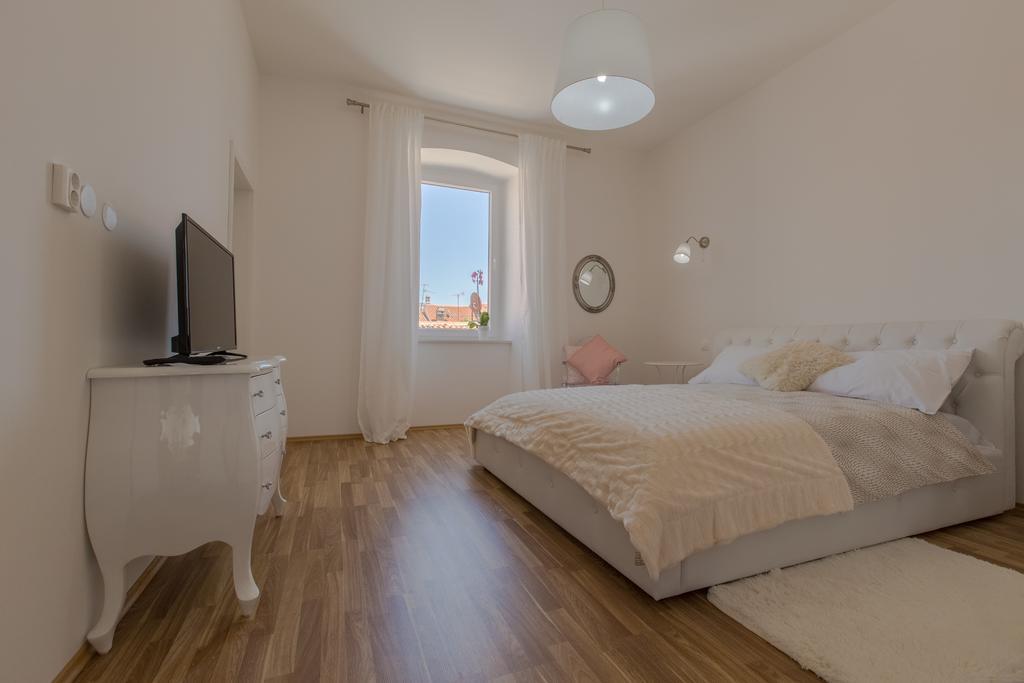 Captain Emo City Apartments PUY 외부 사진
