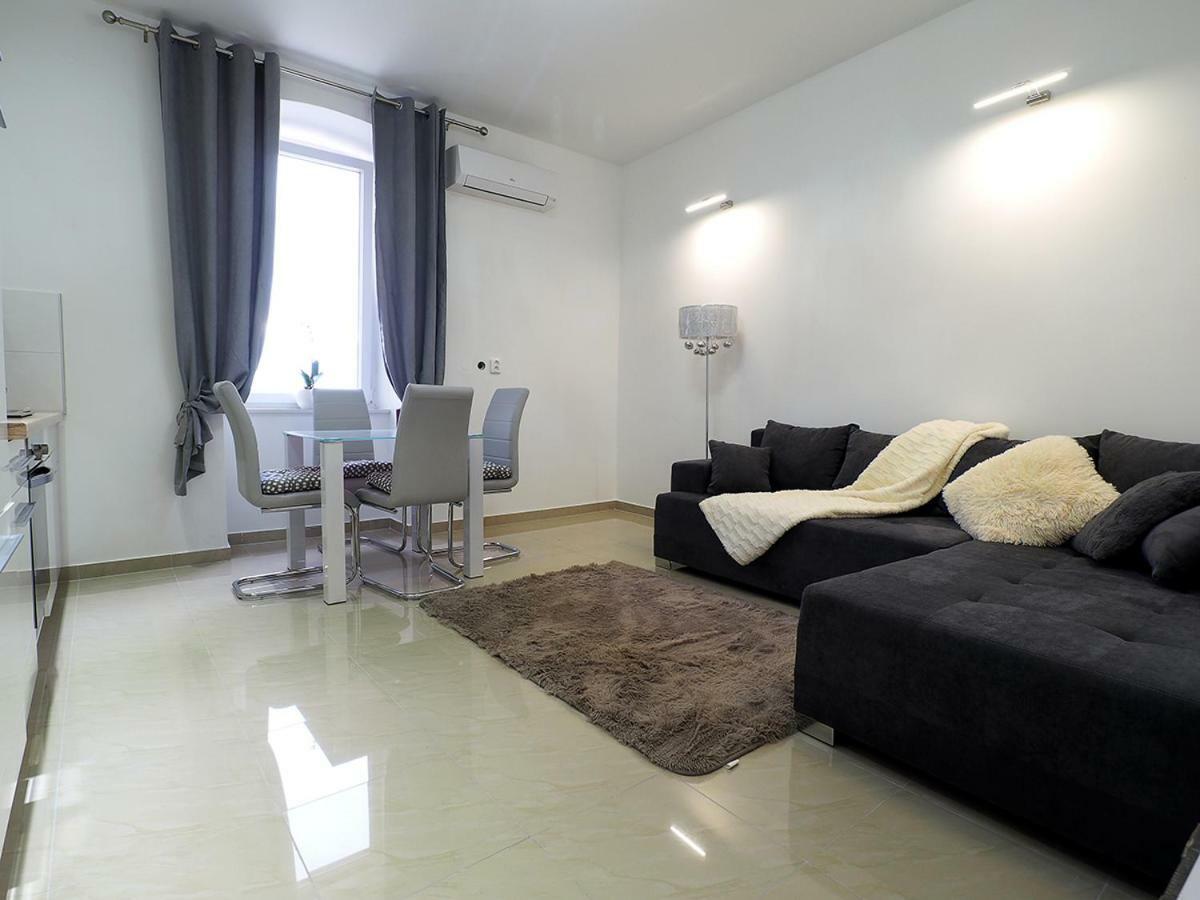 Captain Emo City Apartments PUY 외부 사진